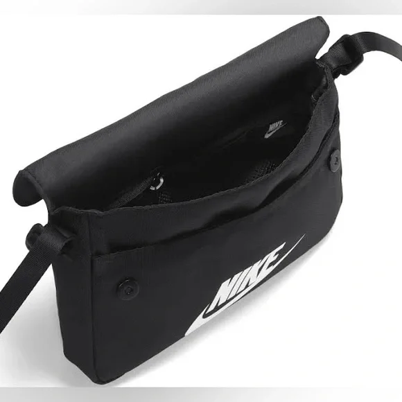 Nike Futura 365 Crossbody Bag Purse Black NWOT - Picture 3 of 5